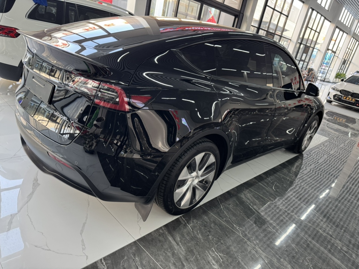 特斯拉 Model Y  2022款 改款 后輪驅(qū)動版圖片