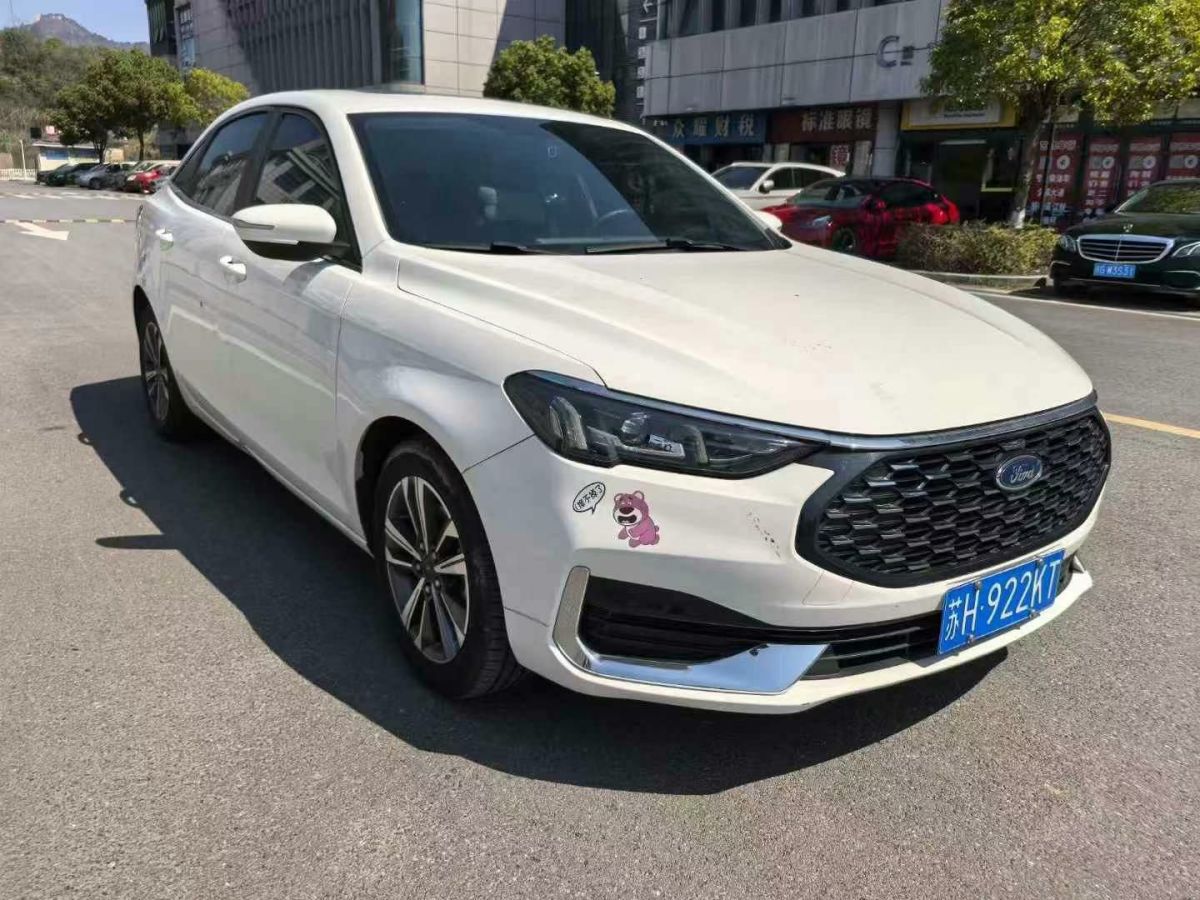 福特 領(lǐng)睿  2022款 EcoBoost 170 尊領(lǐng)型圖片