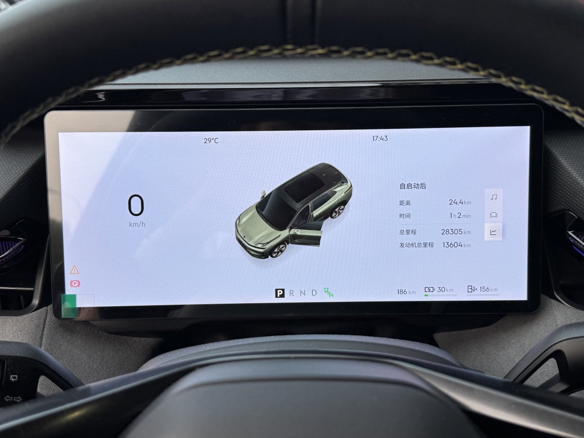 領克 領克08新能源  2023款 245km 超長續(xù)航Halo圖片