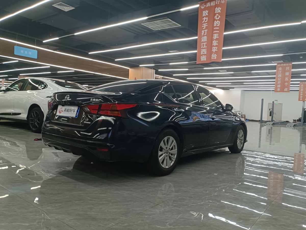 日產(chǎn) 天籟  2021款 2.0L XE 時(shí)尚版圖片