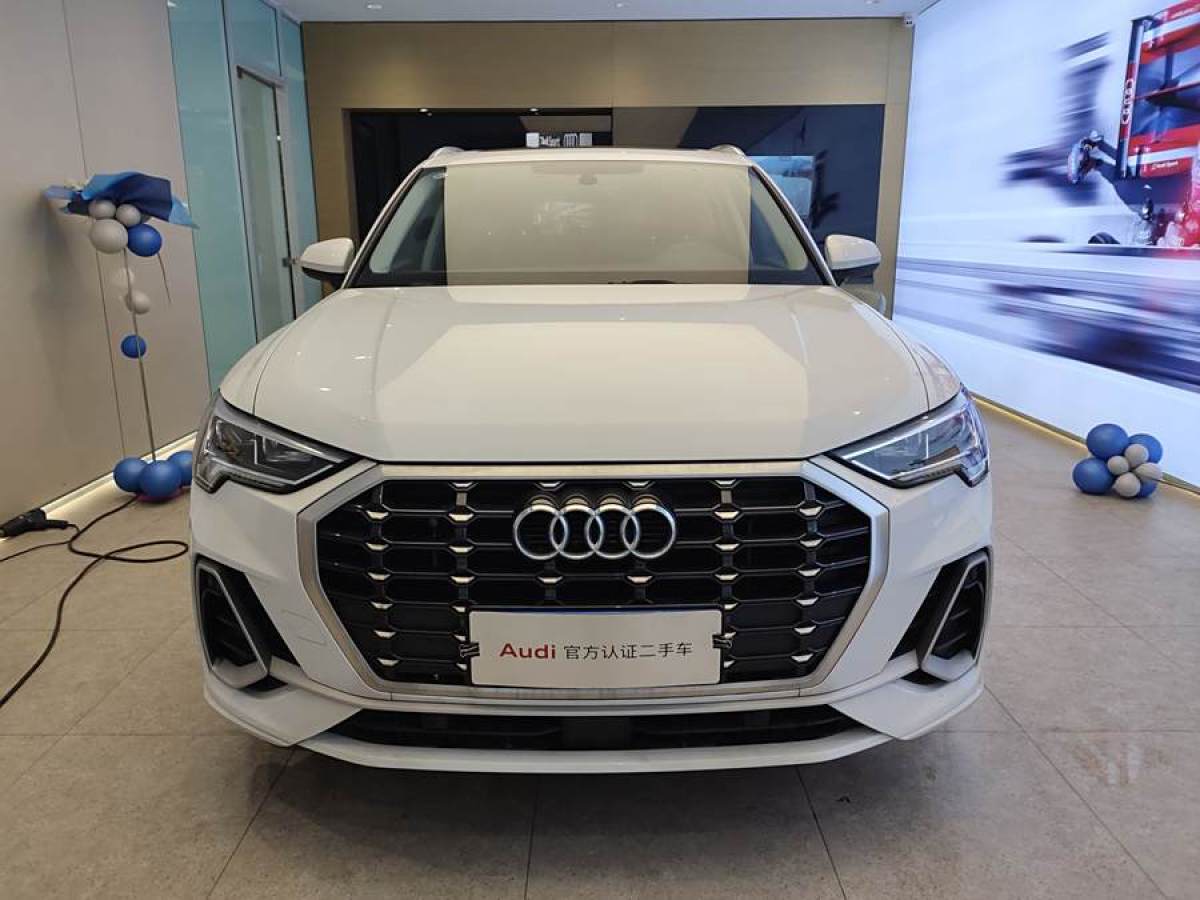 奧迪 奧迪Q3  2019款  35 TFSI 時尚動感型圖片