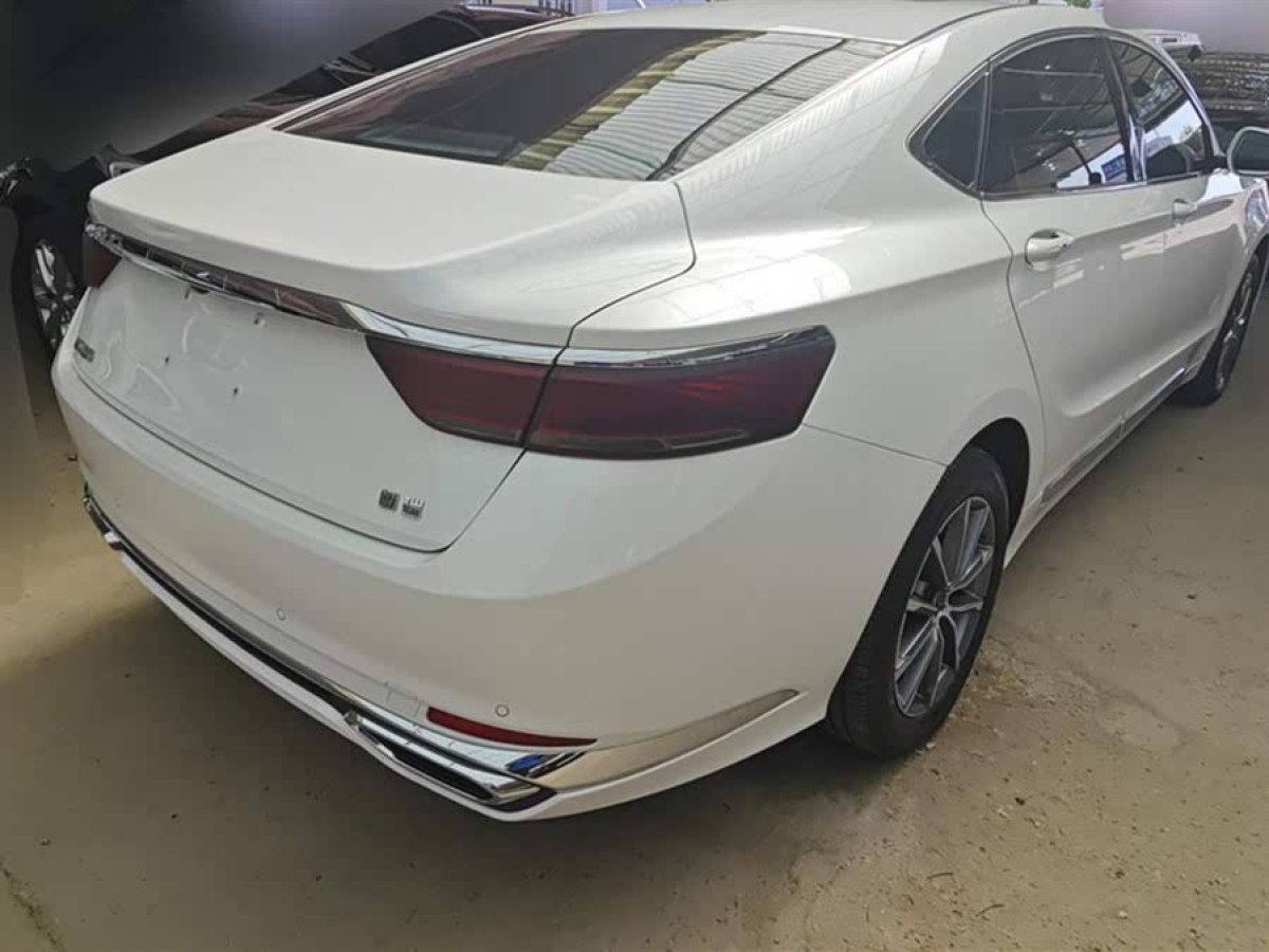 吉利 博瑞  2021款 1.8T 領(lǐng)航版圖片