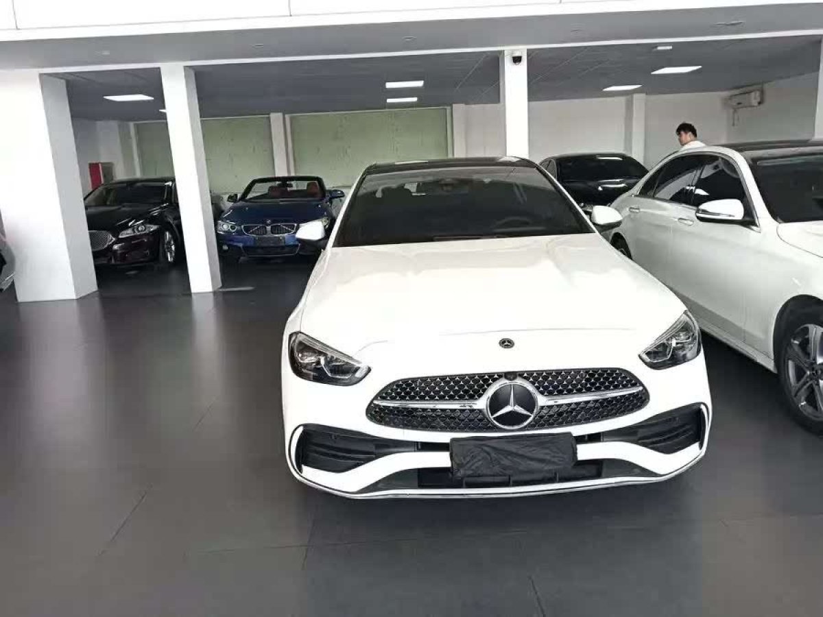 奔馳 奔馳C級  2023款 改款 C 200 L 運(yùn)動版圖片