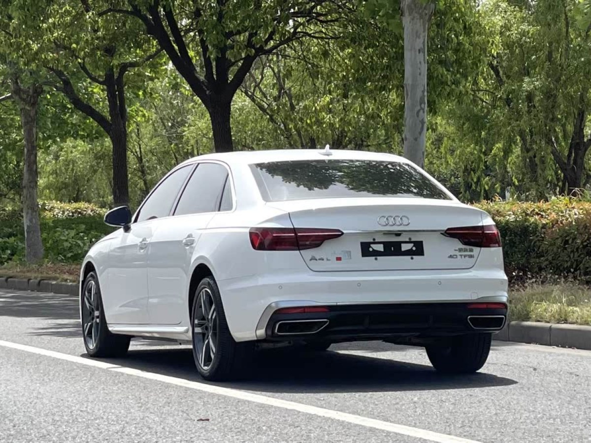 奧迪 奧迪A4L  2022款 40 TFSI 時(shí)尚動(dòng)感型圖片