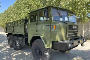 陜汽六驅(qū)2150卡車 陜汽六驅(qū)2150運(yùn)水車  