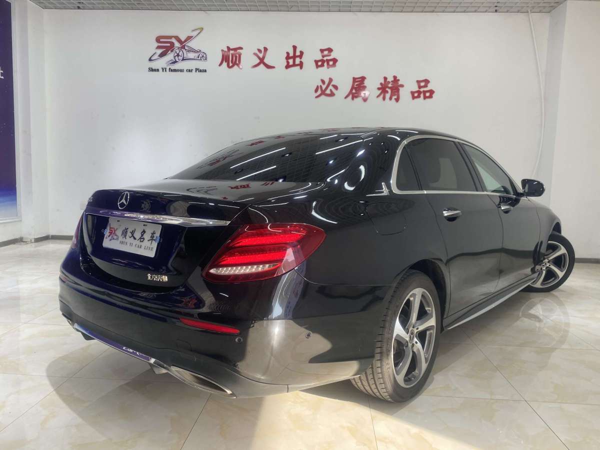 奔馳 奔馳E級  2018款 改款 E 300 L 豪華型圖片