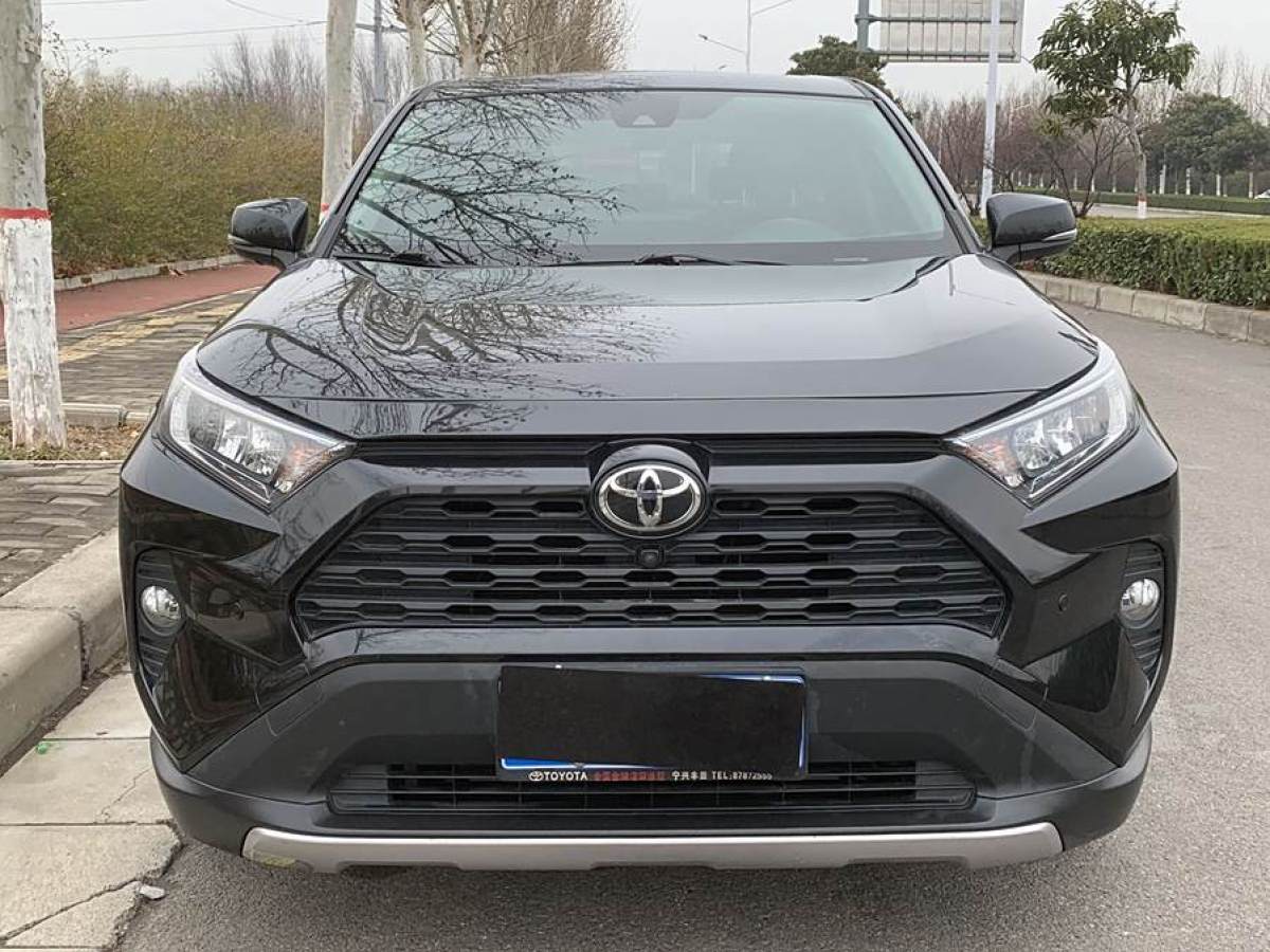 豐田 RAV4榮放  2021款 2.0L CVT兩驅(qū)風(fēng)尚PLUS版圖片