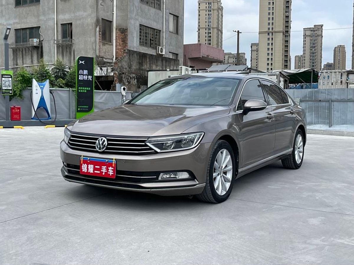 大眾 邁騰  2017款 330TSI DSG 領(lǐng)先型圖片