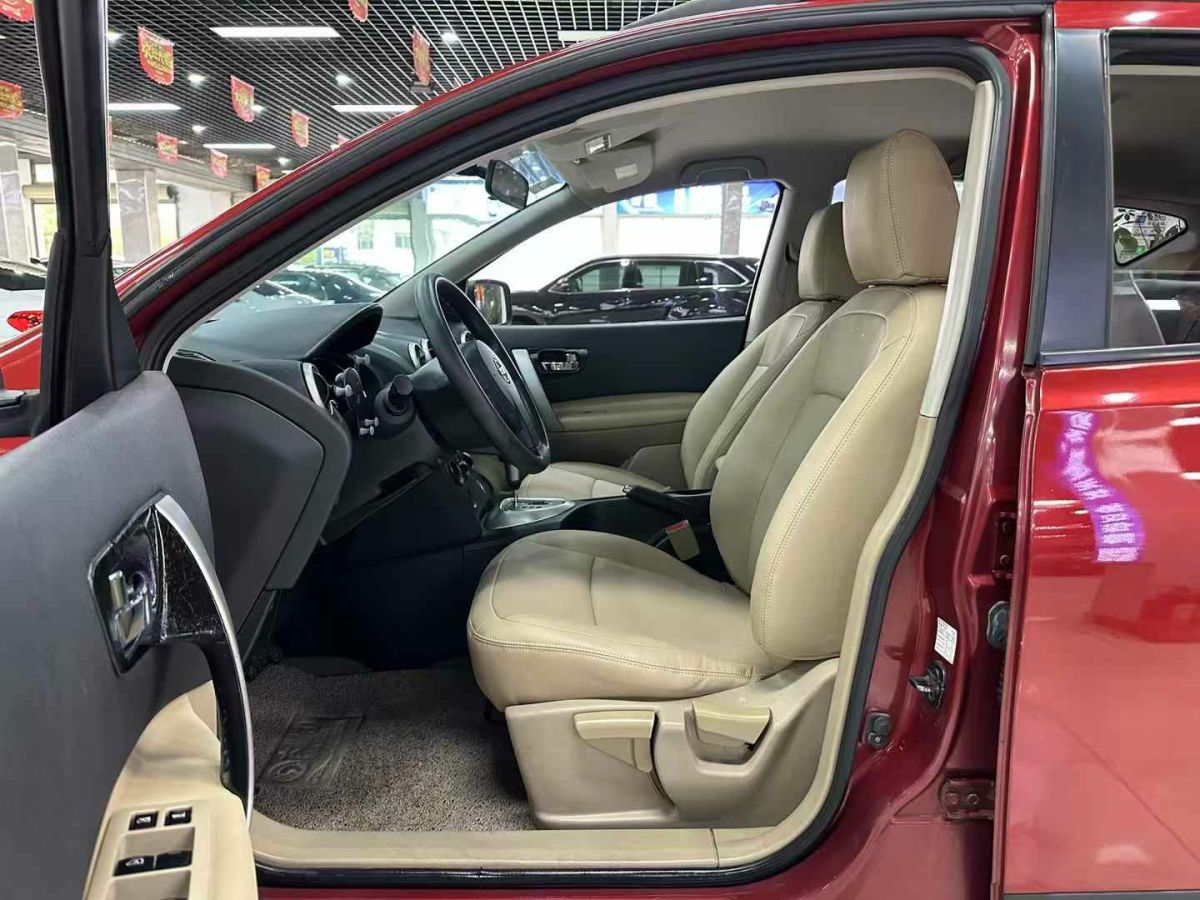 日產(chǎn) 逍客  2012款 1.6 XE 風(fēng) 兩驅(qū)圖片