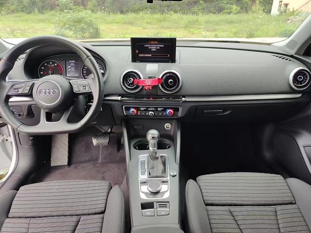 奥迪 奥迪A3  2019款 Limousine 35 TFSI 运动型 国V图片
