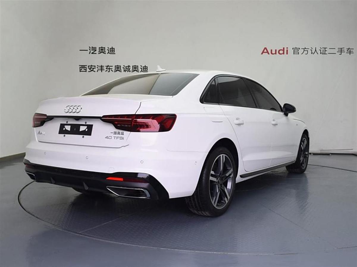 奧迪 奧迪A4L  2022款 40 TFSI 豪華動感型圖片