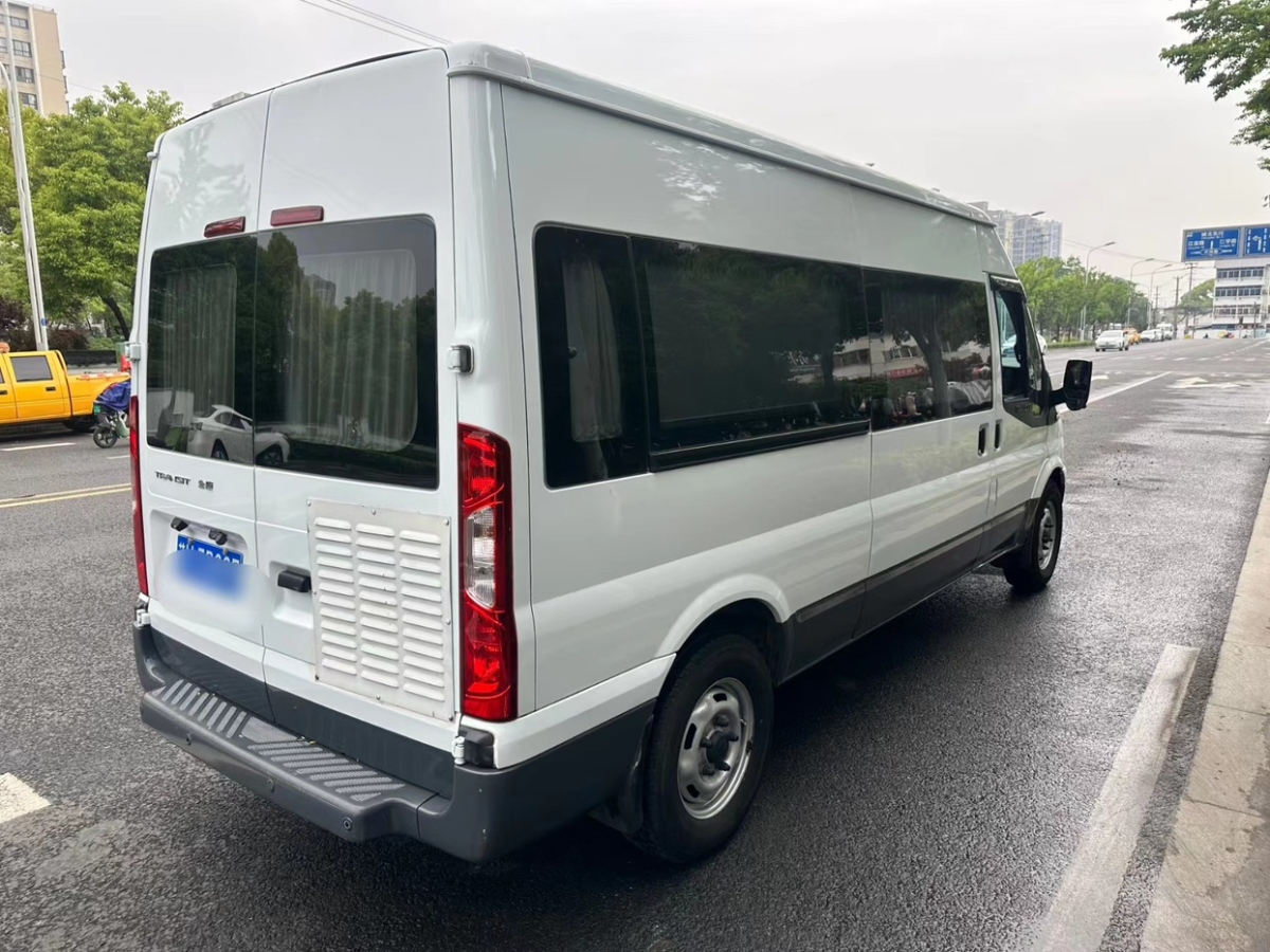 Ford New Generation Quanshun2019 2.2t multi-functional long shaft middle top 7 seat national VI图片