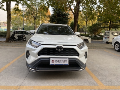 2021年4月 豐田 RAV4 榮放 2.0L CVT兩驅(qū)風尚版圖片