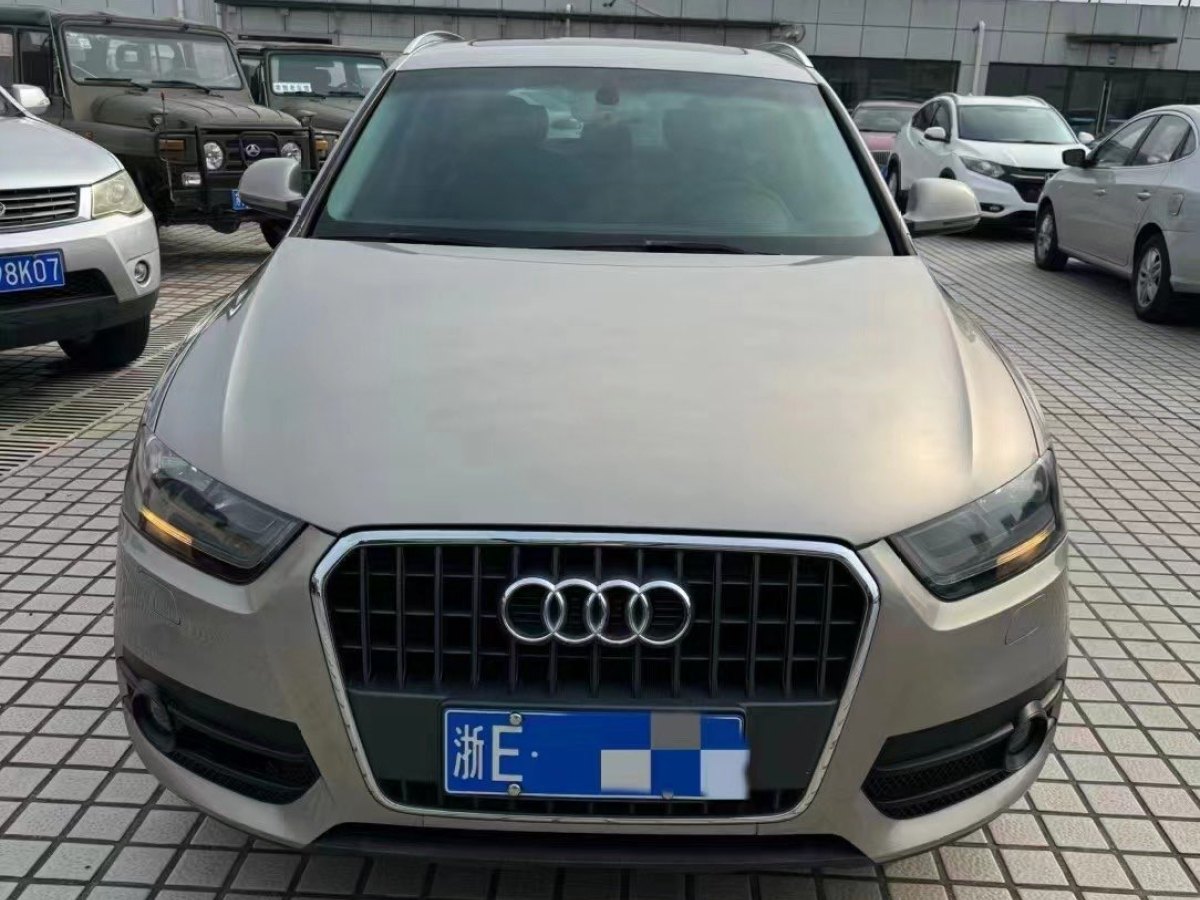 奧迪 奧迪Q3  2015款 35 TFSI 進(jìn)取型圖片