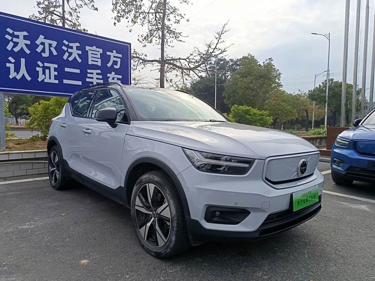 沃爾沃 沃爾沃XC40新能源  2022款 P8 純電 四驅(qū)智雅運動版圖片