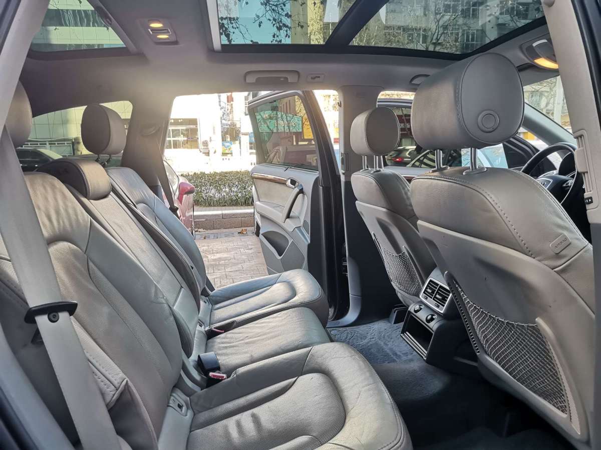 奧迪 奧迪Q7  2012款 3.0 TDI 專享型圖片