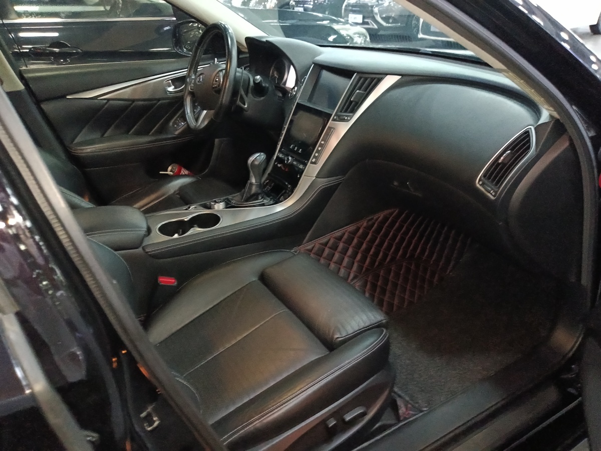 英菲尼迪 Q50  2014款 3.7L 豪華運動版圖片