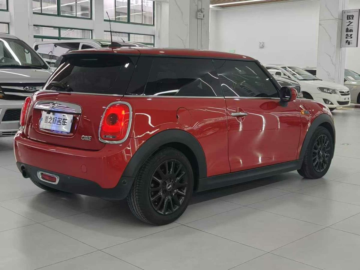 MINI MINI  2017款 2.0T COOPER S 賽車控圖片