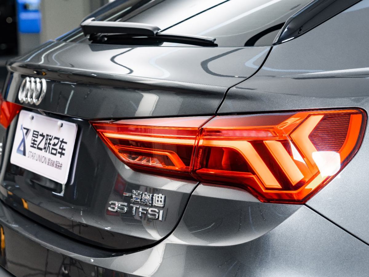 奧迪 奧迪Q3 Sportback  2020款 Sportback 35 TFSI 進取型圖片