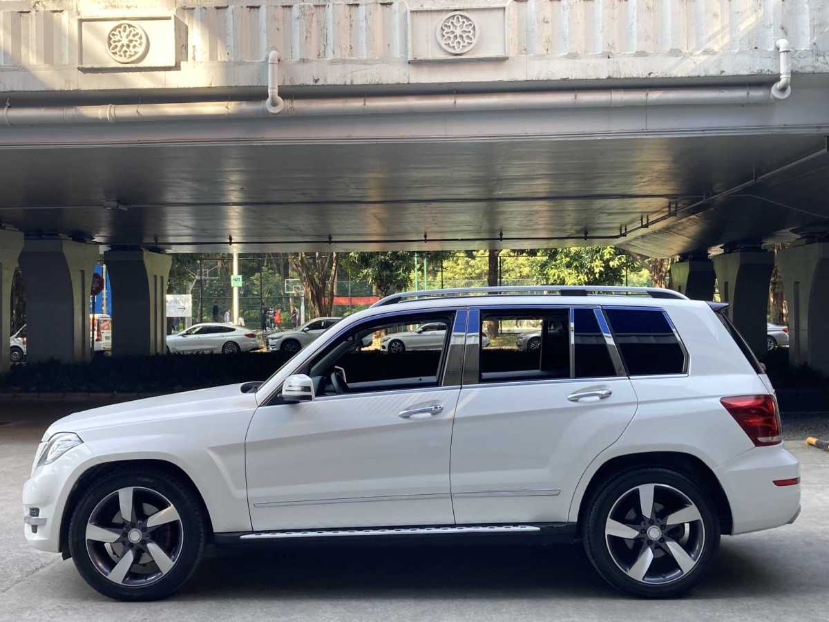 奔馳 奔馳GLK級(jí)  2015款 GLK 300 4MATIC 時(shí)尚型 極致版圖片