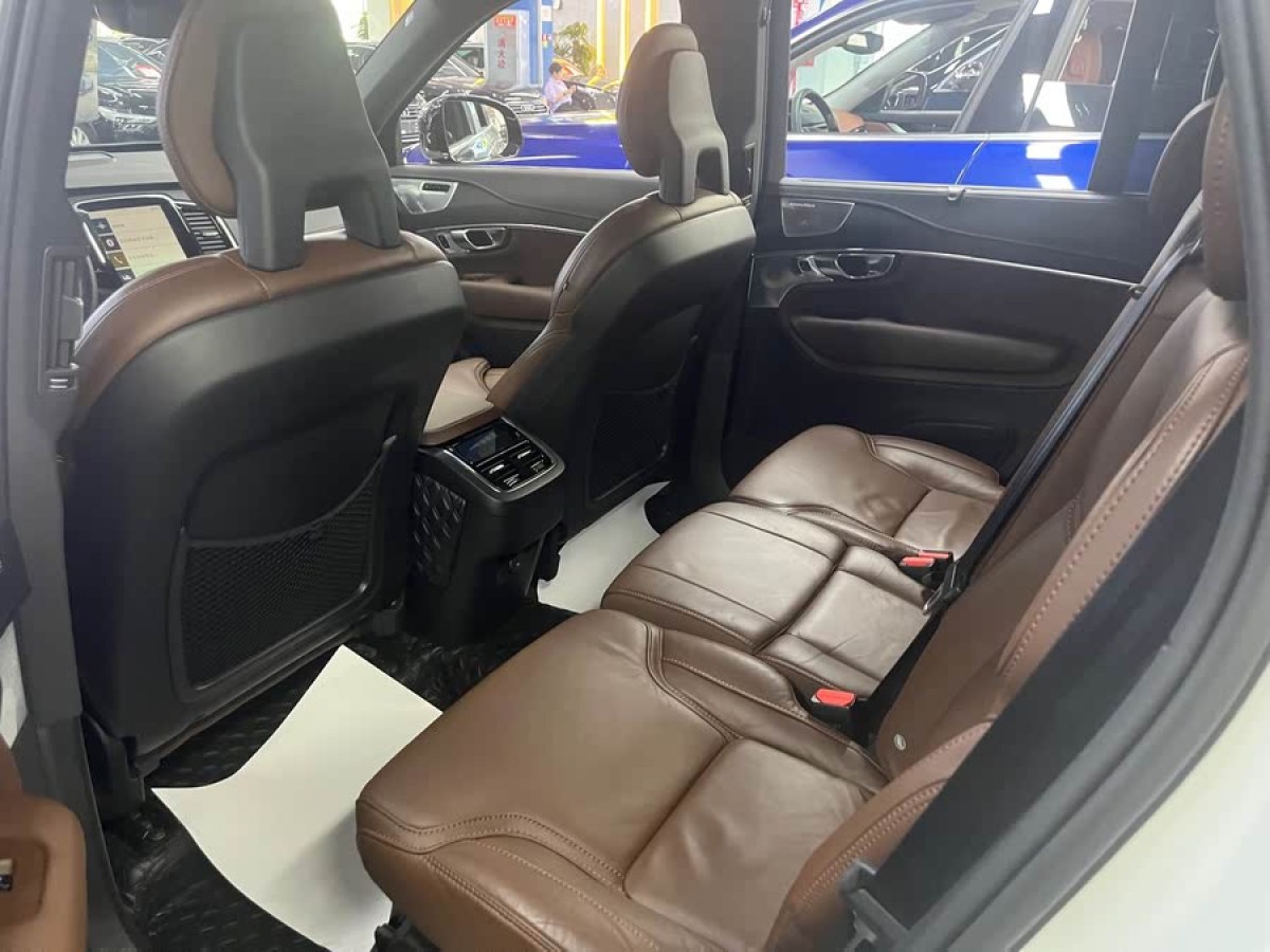 沃爾沃 XC90  2021款 B6 智雅豪華版 7座圖片
