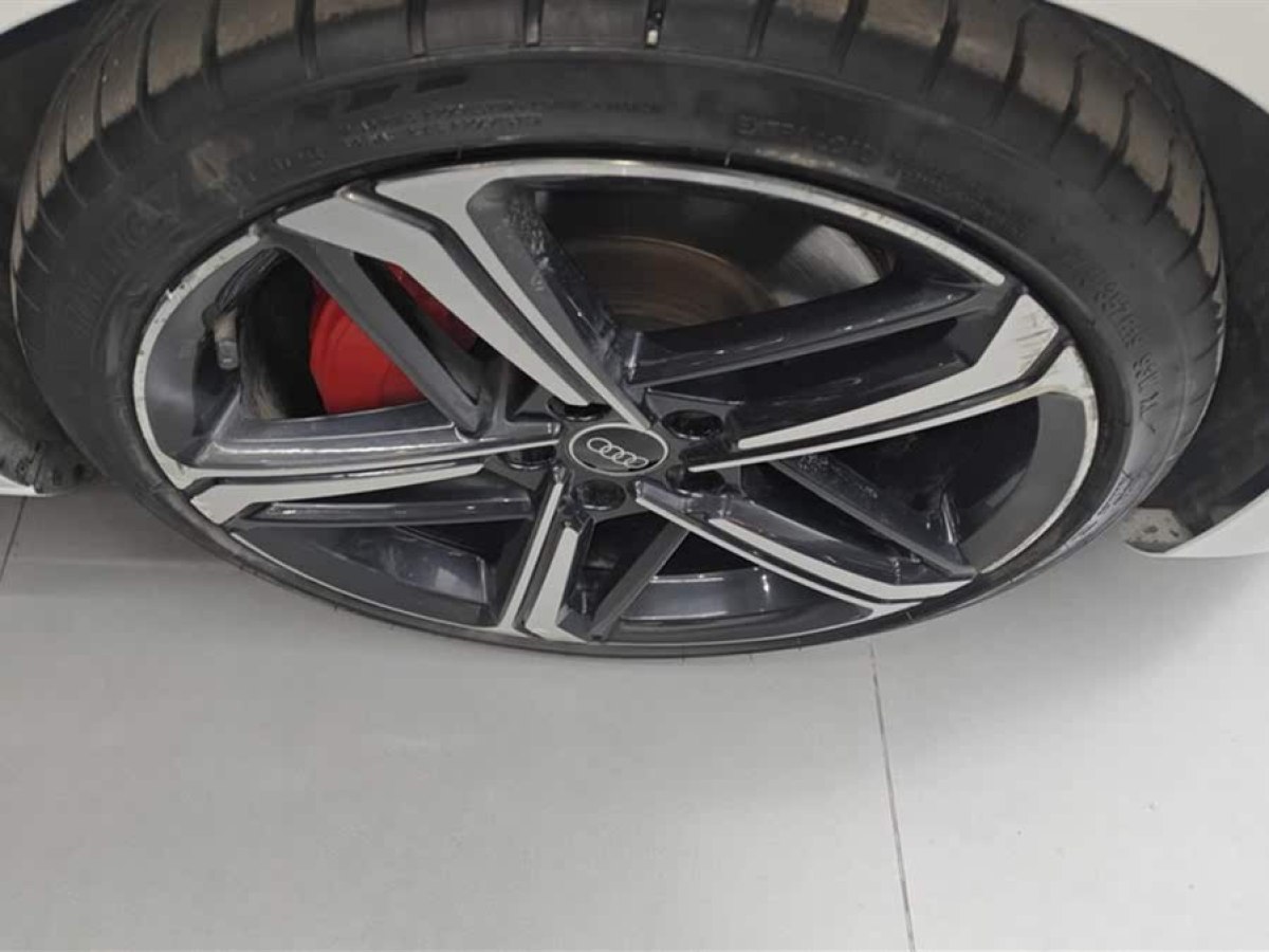 奧迪 奧迪A4L  2022款 45 TFSI quattro 臻選動(dòng)感型圖片