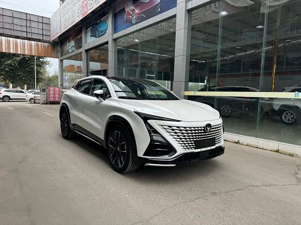 長(zhǎng)安 UNI-T  2023款 第二代 1.5T 尊享型圖片