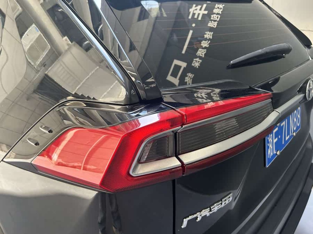 豐田 威蘭達(dá)  2022款 2.0L CVT兩驅(qū)豪華版圖片