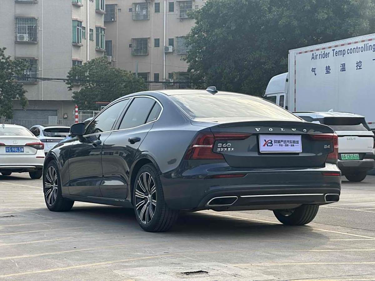 沃爾沃 S60L  2022款 B4 智遠(yuǎn)豪華版圖片