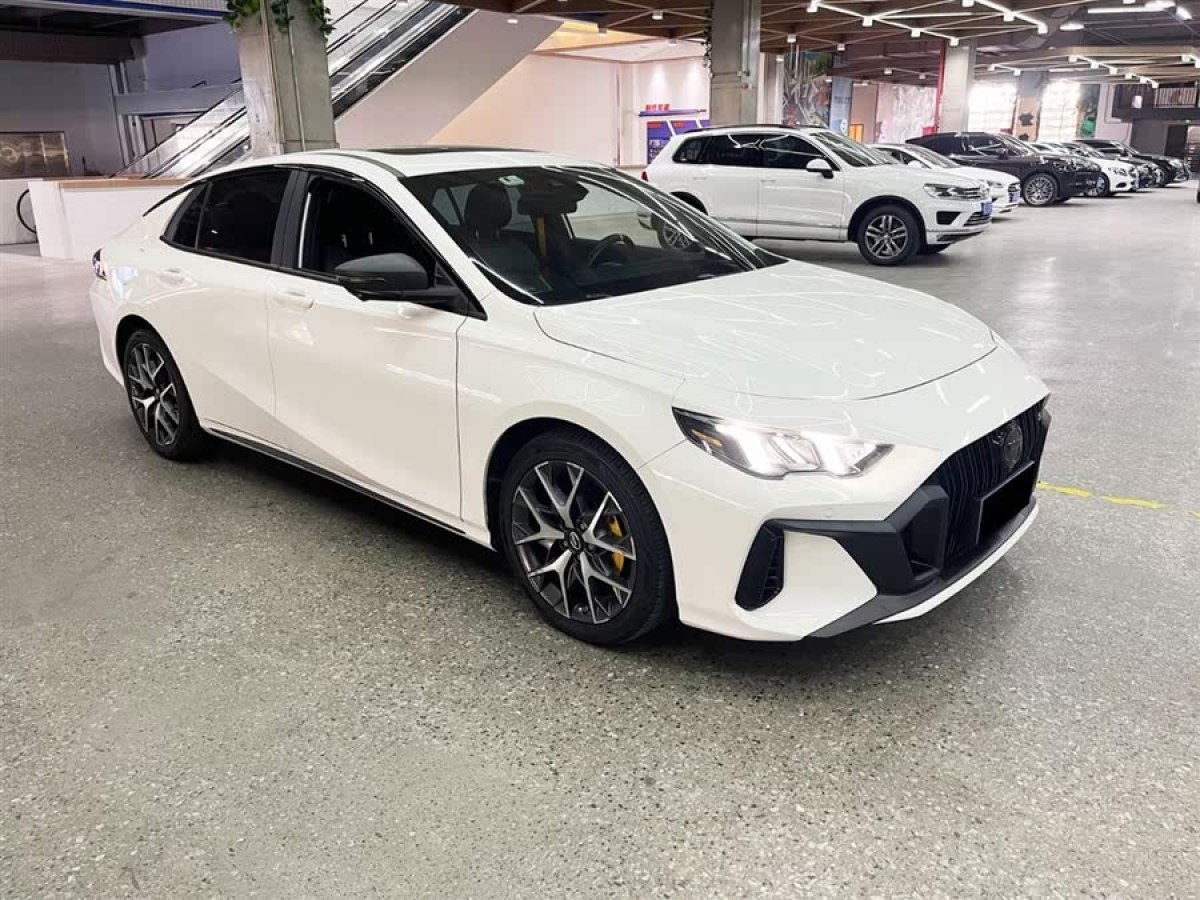 廣汽傳祺 影豹  2021款 270T 影豹J15版圖片