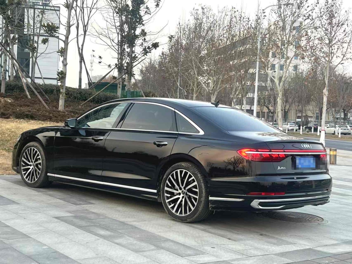 奧迪 奧迪A8  2024款 A8L 50 TFSI quattro 臻選型圖片