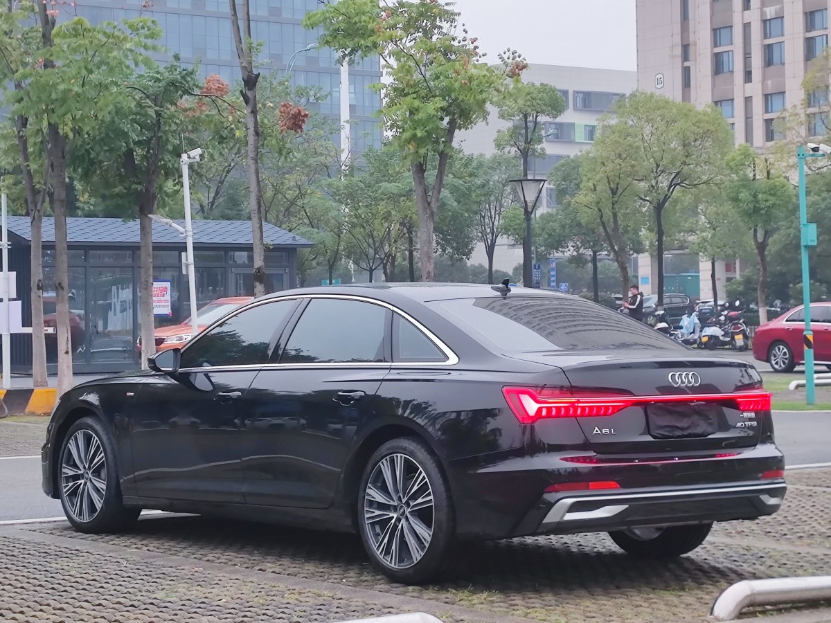 奧迪 奧迪A6L  2023款 改款 40 TFSI 豪華動(dòng)感型圖片