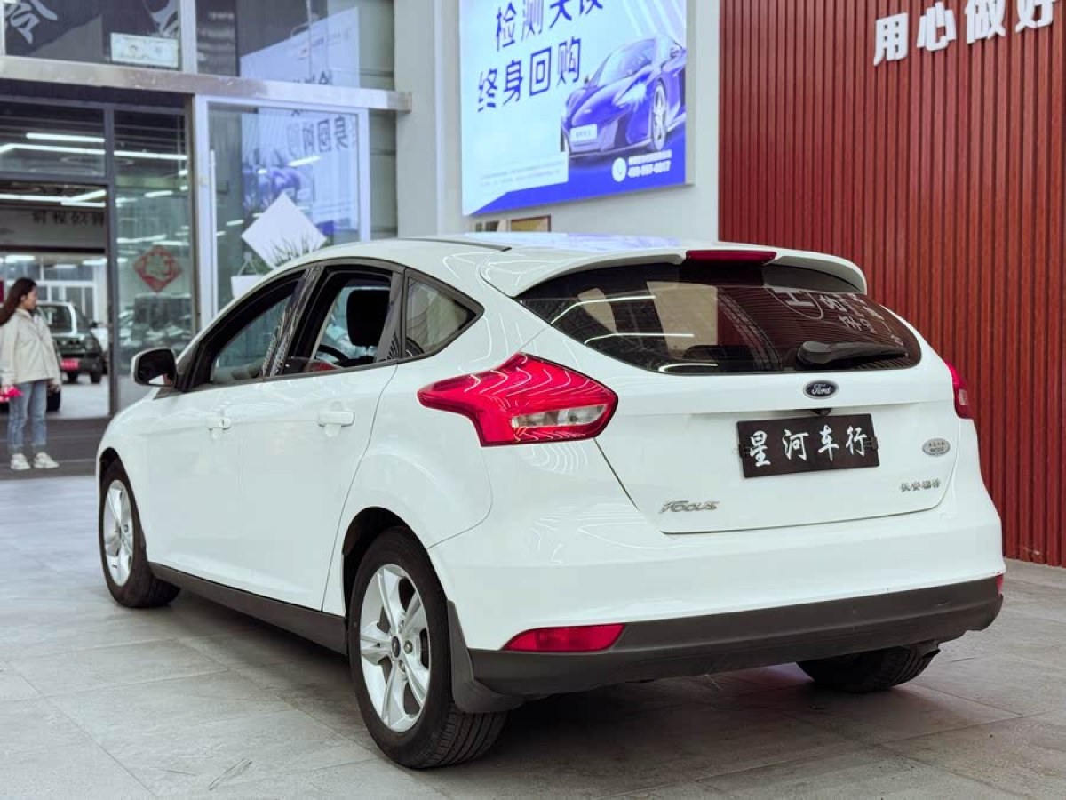 福特 ?？怂? 2017款 兩廂 1.6L 自動舒適型智行版圖片