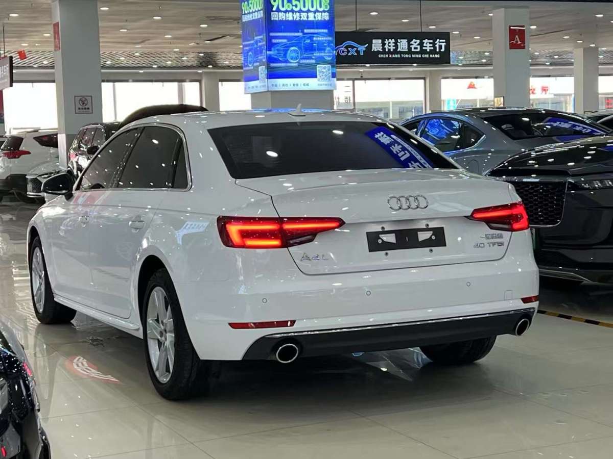 奧迪 奧迪A4L  2018款 30周年年型 40 TFSI 進(jìn)取型圖片