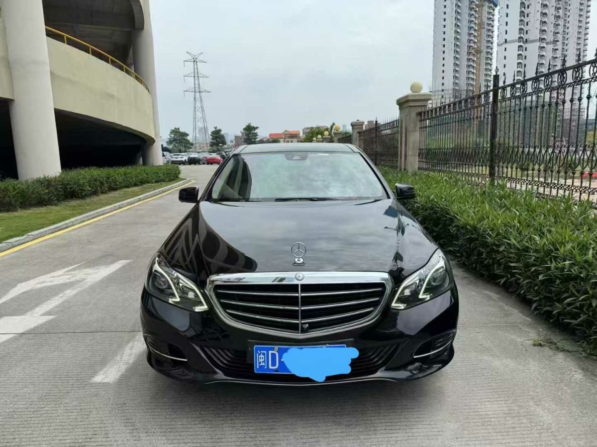 奔馳 奔馳E級(jí)  2014款 E 300 L 運(yùn)動(dòng)型圖片