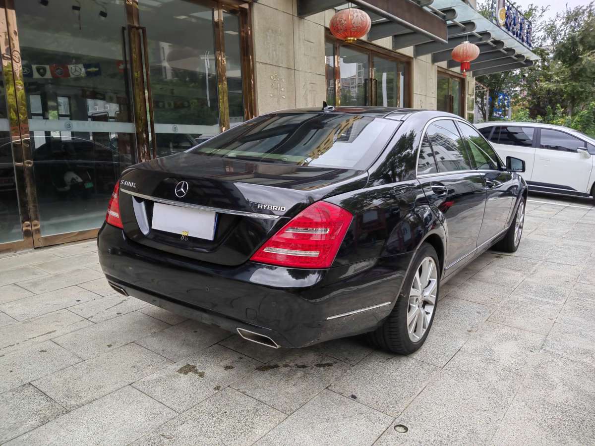 2012年6月奔驰 奔驰S级  2012款 S 400 L HYBRID Grand Edition