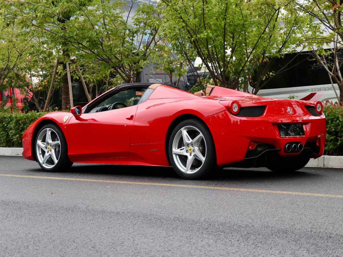 法拉利 458  2012款 4.5L Italia 中國(guó)限量版圖片