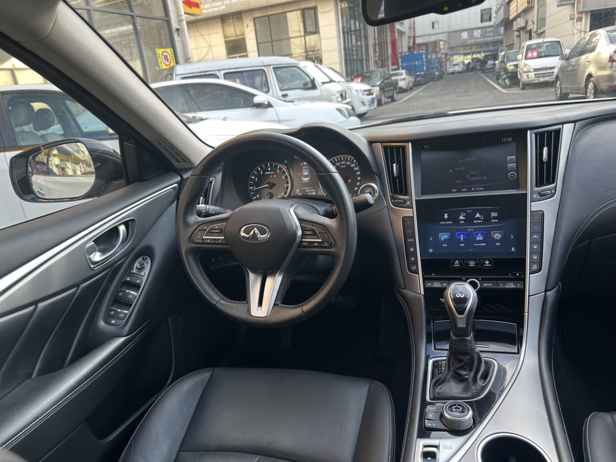 2019年7月英菲尼迪 Q50L  2018款  2.0T 逸享版 國(guó)VI