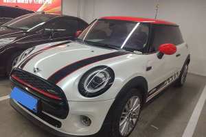 COUNTRYMAN MINI 1.5T COOPER 艺术家