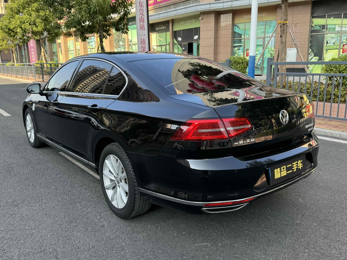 大眾 邁騰  2018款 330TSI DSG 領(lǐng)先型圖片