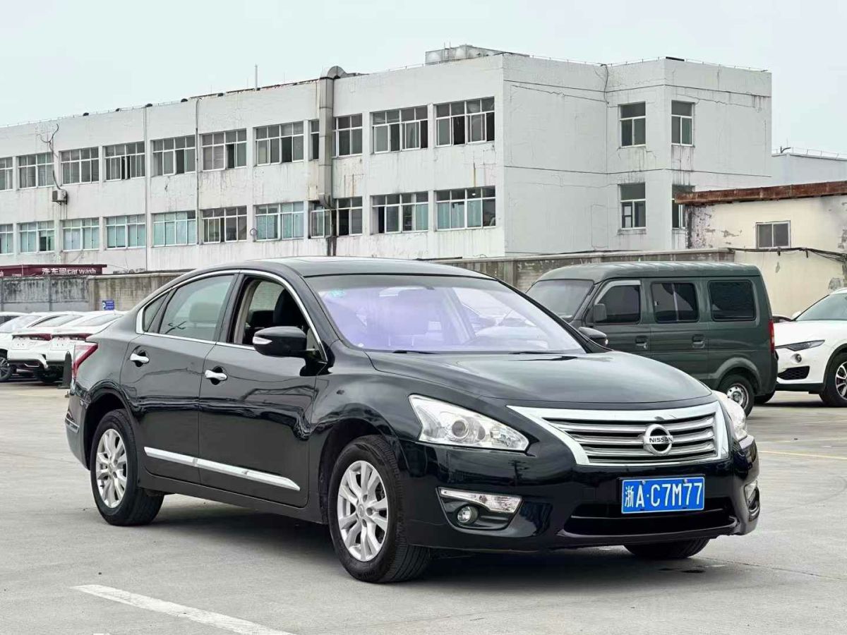 日產(chǎn) 天籟  2015款 2.0L XE-Sporty歐冠運(yùn)動版圖片