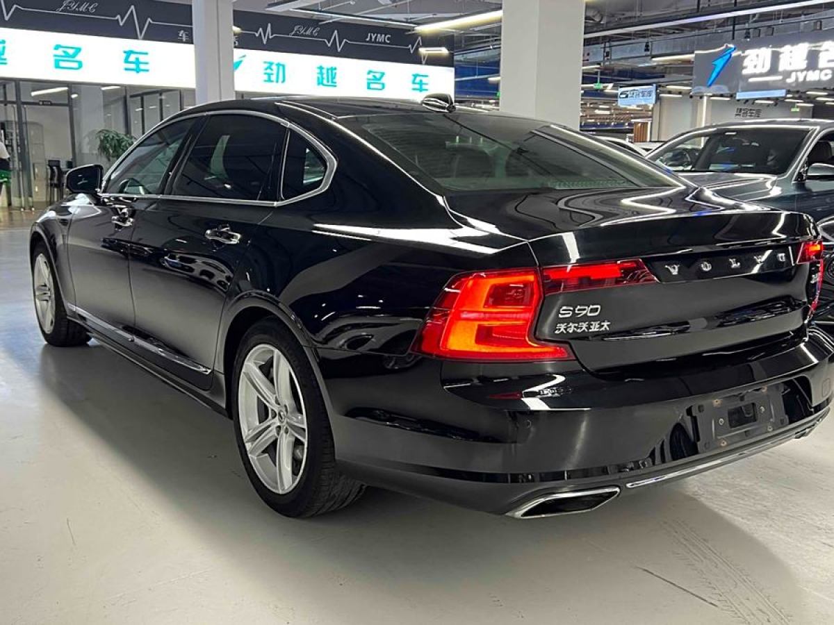 沃爾沃 S90  2019款 T5 智逸版圖片