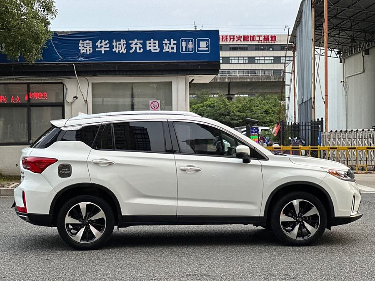 廣汽傳祺 GS4  2018款 235T 手動兩驅(qū)豪華百萬紀念版圖片