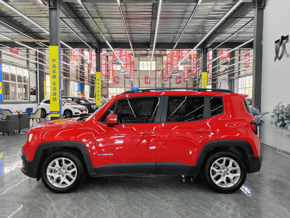 Jeep 自由俠  2018款 互聯(lián)大屏版 180T 自動高能版圖片