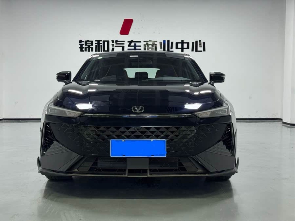 長安 長安UNI-V  2024款 1.5T 尊貴運動型圖片