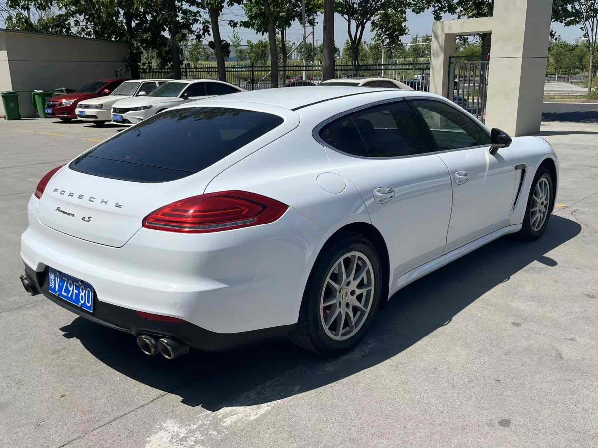 保時(shí)捷 Panamera  2014款 Panamera 4 3.0T圖片