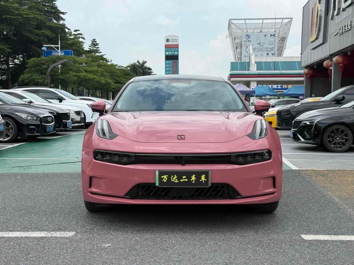 極氪 極氪001  2022款 長續(xù)航雙電機 WE版圖片