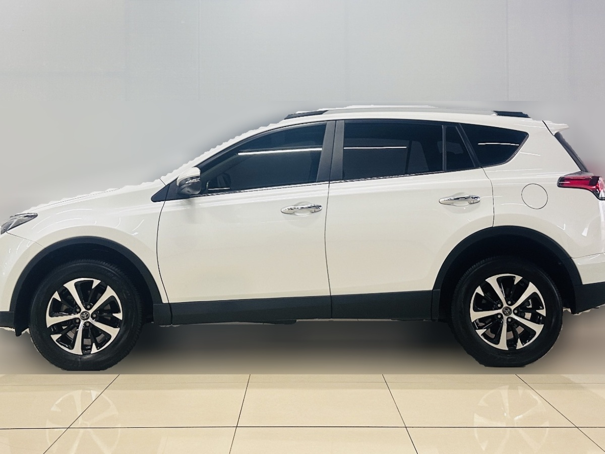 2019年5月豐田 RAV4  2016款 榮放 2.0L CVT兩驅(qū)舒適版