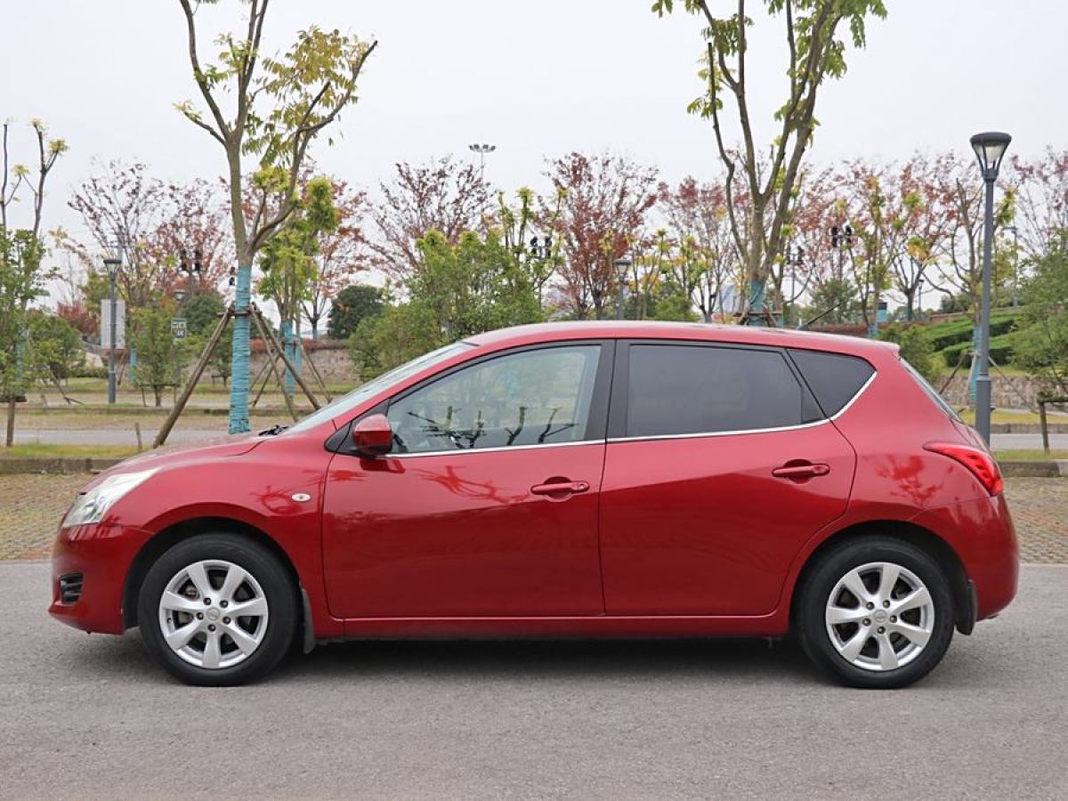 日產(chǎn) 騏達(dá)  2011款 1.6L CVT舒適型圖片