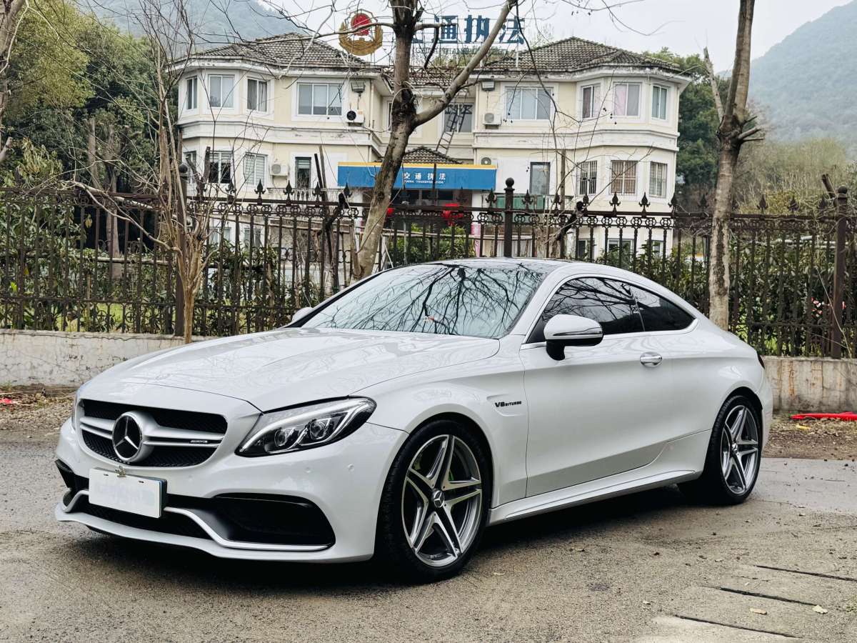 2016年12月奔馳 奔馳C級AMG  2016款 AMG C 63 Coupe